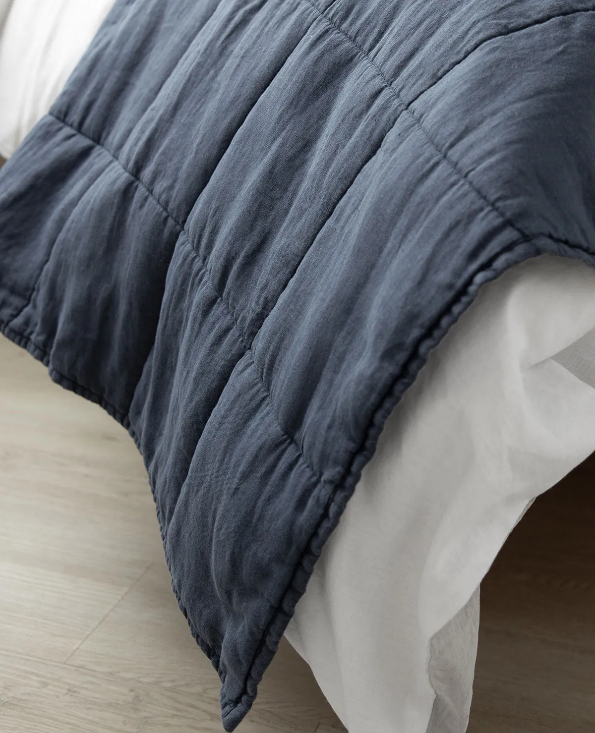 Camden Linen Quilt Navy