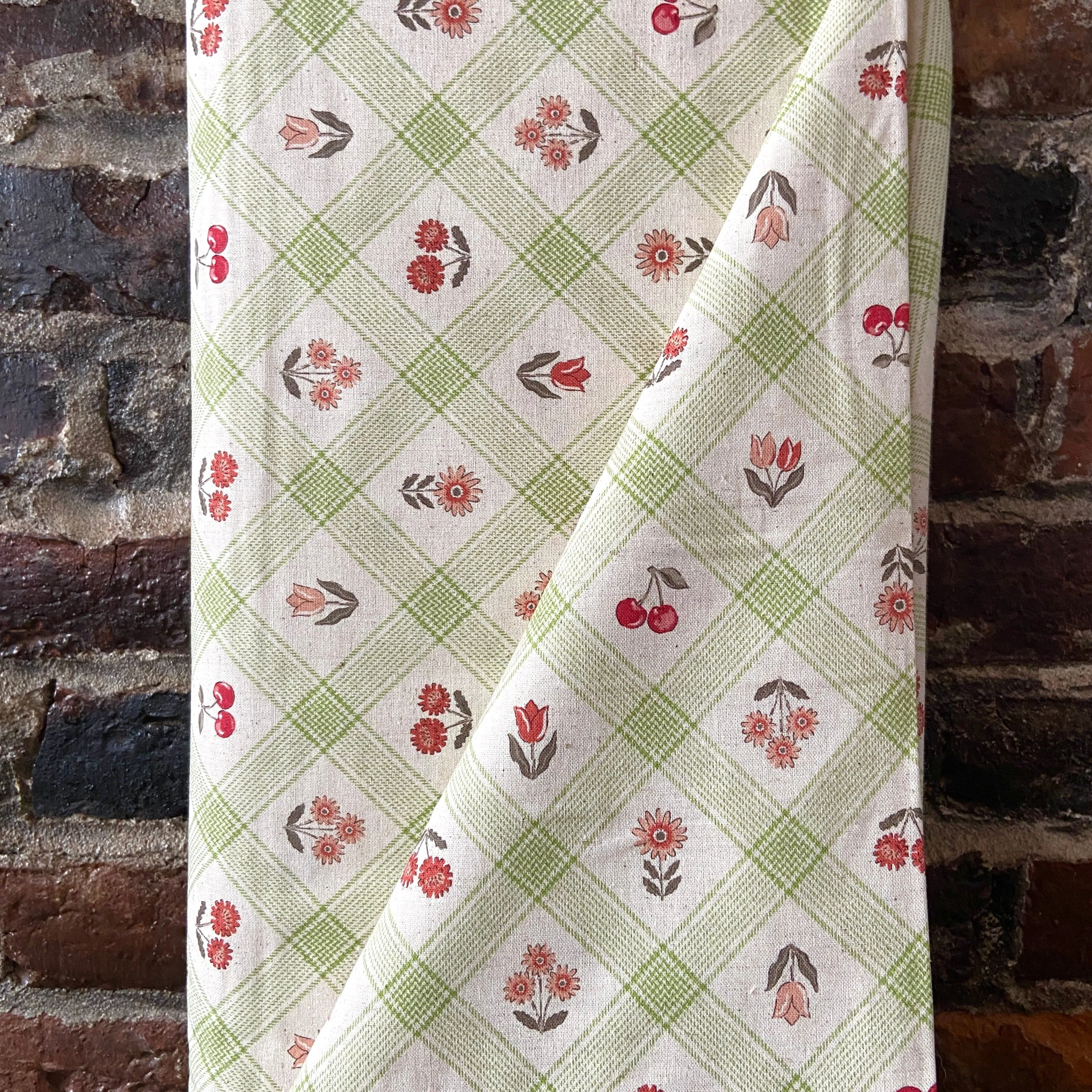 Cottee - Flower & Fruit 6100 in 2C - Linen Cotton Sheeting - Kokka