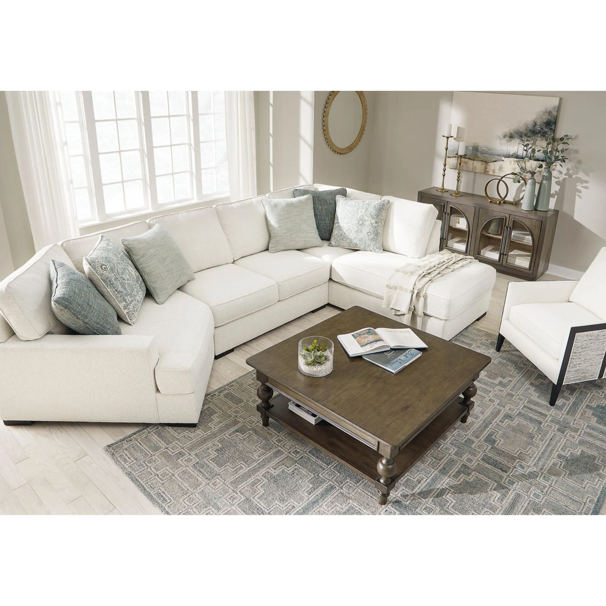 Flynndale-Exclusive 3 Piece Sectional with Chaise