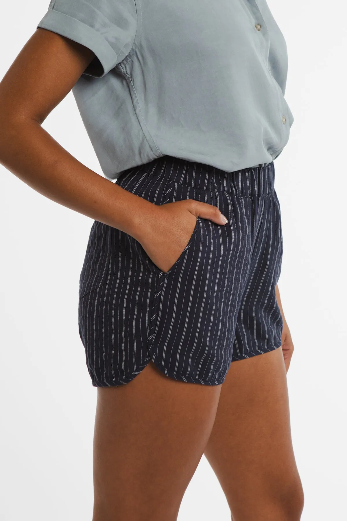 Luca Track Short / Navy Stripe