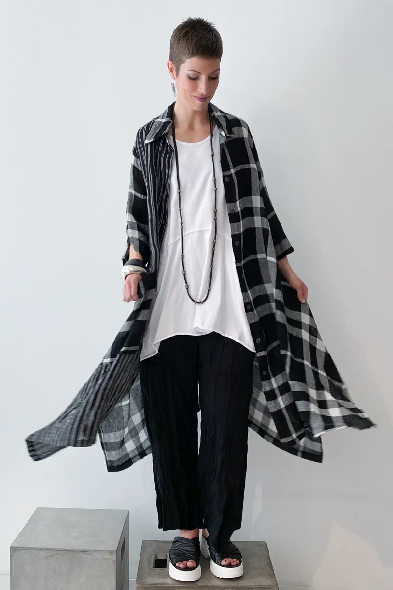 LUUKAA Plaid Long Coat in B&W Mix