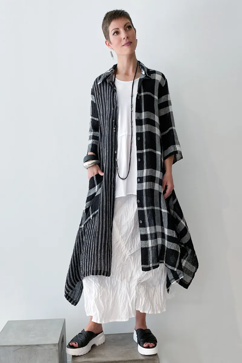 LUUKAA Plaid Long Coat in B&W Mix