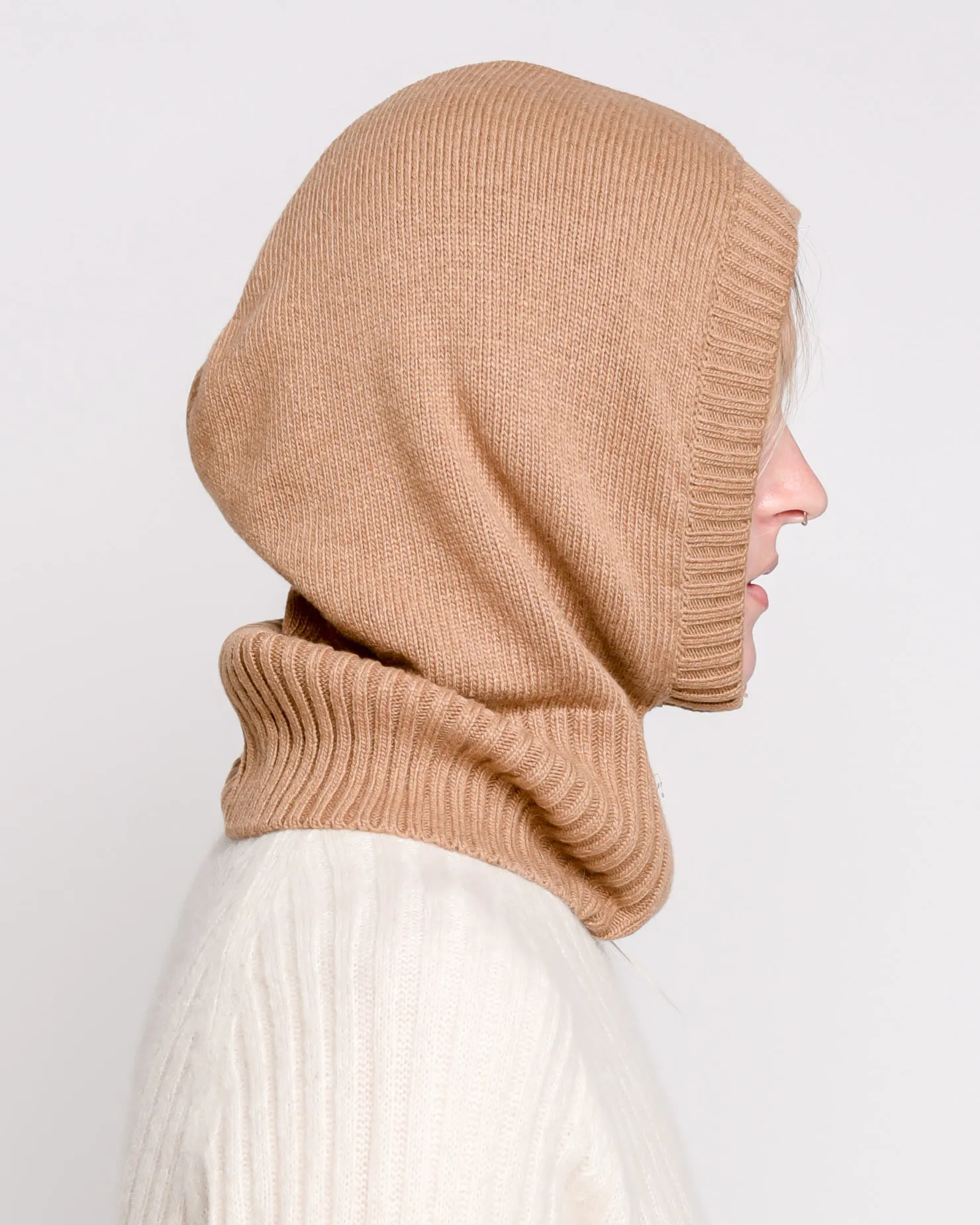 Miley knit baclava in camel