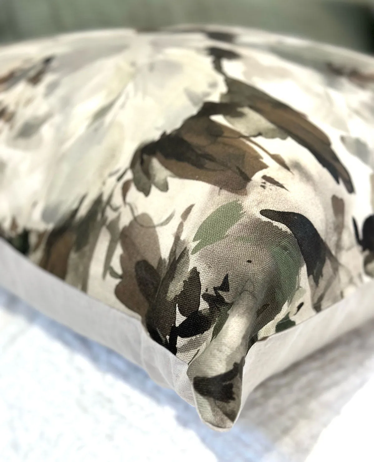 Peonia Moss Cushion