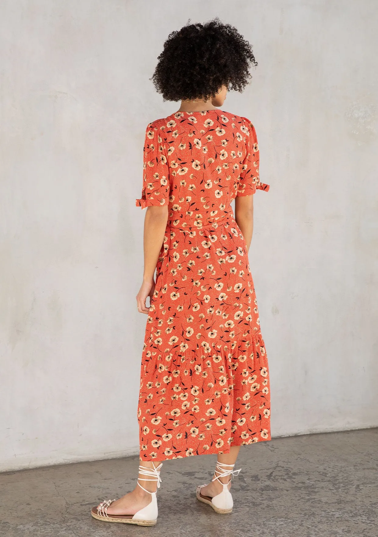 Vibrant Floral Print Short Sleeve Wrap Dress