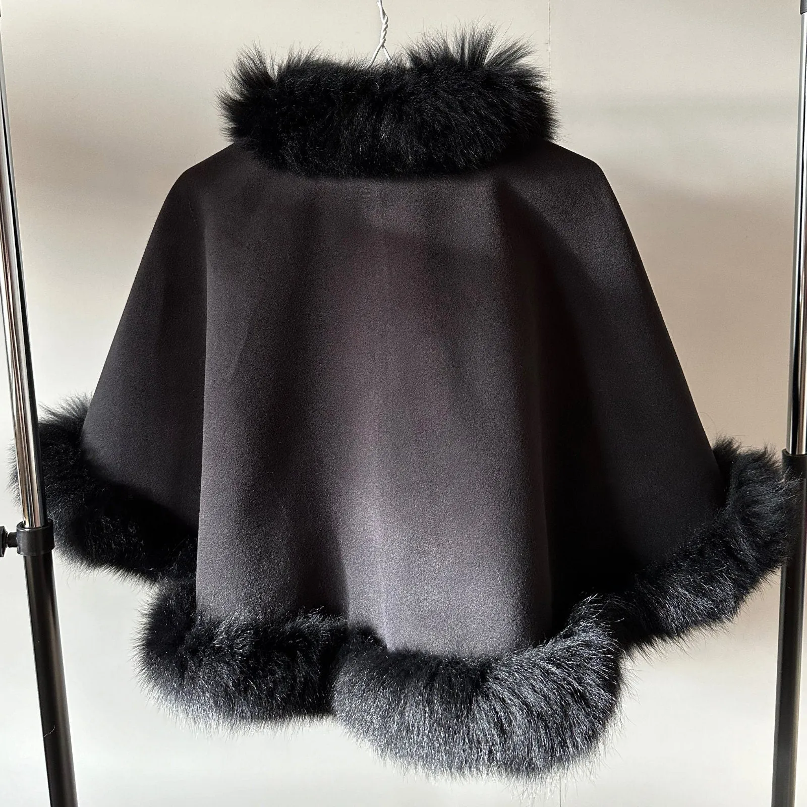 Women Black Cape short Woolen blend and trim arctic fox fur